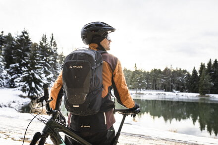 Vaude cyklistický batoh Moab 20 II, unisex, čierny